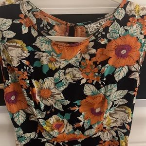 Pink Martini sleeveless floral top side zipper tie in back size small